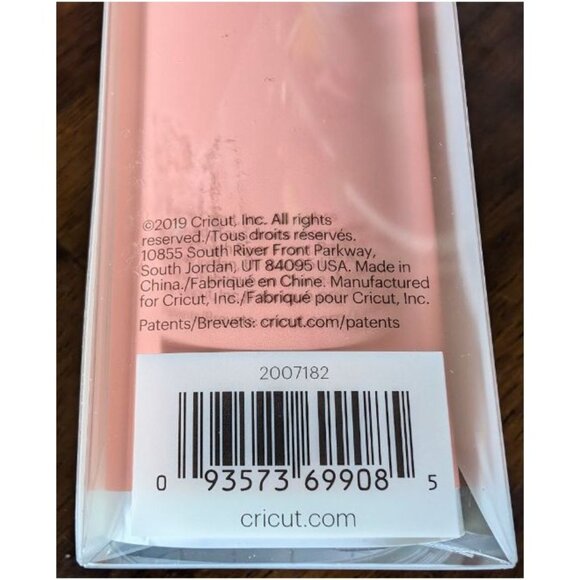 Cricut Joy Removable Smart Vinyl Sampler 3pk - Picture 7 of 9